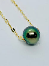 Load image into Gallery viewer, Peacock Tahitian Pearl Floating Necklace