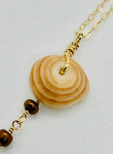 Load image into Gallery viewer, Matching Cone and Puka Shell Lariat