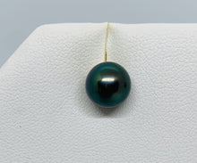 Load image into Gallery viewer, Tahitian Pearl Stud Earrings