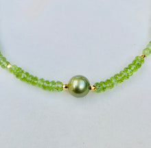 Load image into Gallery viewer, Pistachio and Peridot Neckpiece