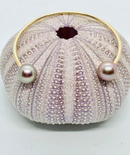 Load image into Gallery viewer, Pink Edison Pearl Cuff