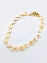 Load image into Gallery viewer, Puka Shell Bracelet